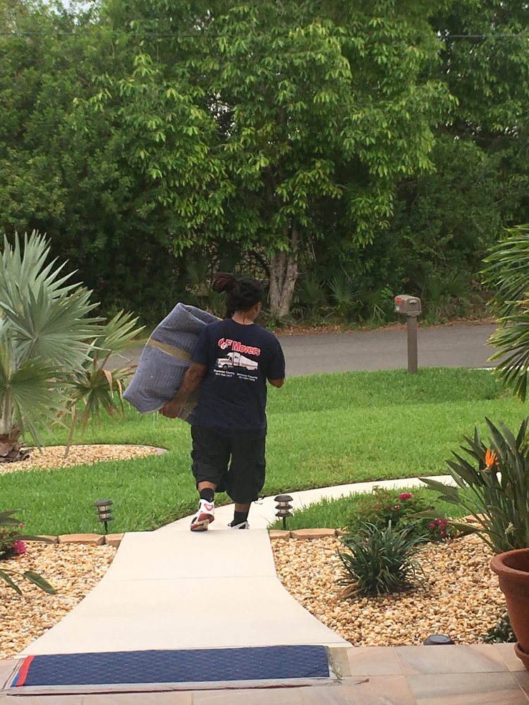 Get help from professional labor movers in Arcadia